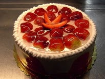 4-6 Kişilik Yaş Pasta Paketi - Paylaşım İçin İdeal